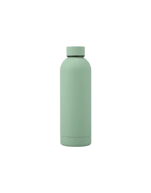 Matte stainless steel water bottle 500ml in green, BPA-free insulated design.